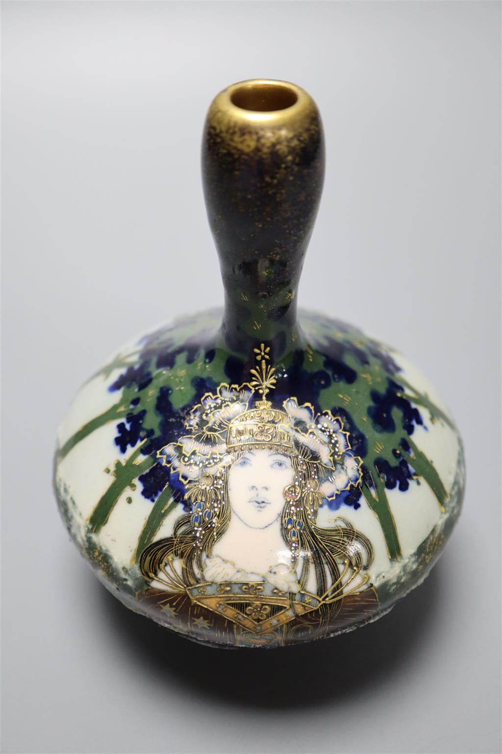 An Art Nouveau Riessner, Stellmacher & Kessel Amphora Flora vase, c.1900, 15.5cm